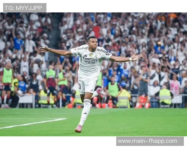 姆巴佩精彩过人遭对手推倒主裁对其进行严厉教育引发热议 姆巴佩精彩过人遭对手推倒主裁对其进行严厉教育引发热议