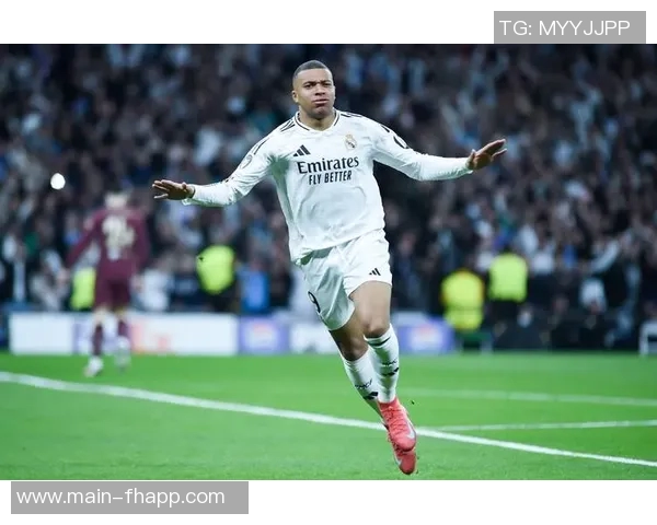 姆巴佩精彩过人引发冲突博伊罗愤怒推倒对手场面失控 姆巴佩精彩过人引发冲突博伊罗愤怒推倒对手场面失控